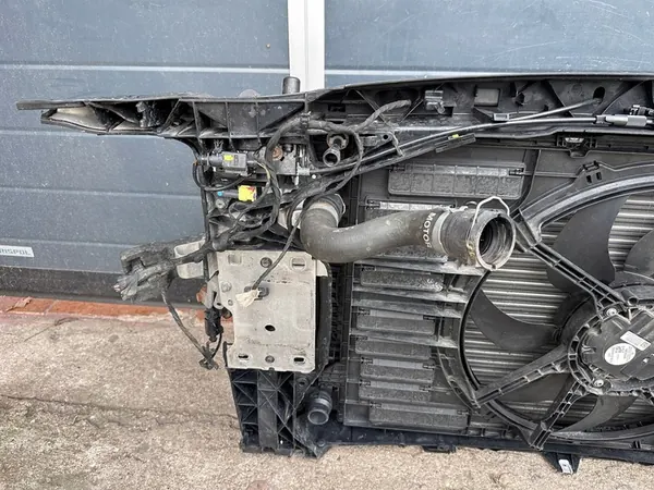 AUDI A4 B9 A5 F5 2.0 TDI Assemblaggio Anteriore Completo OEM image 5