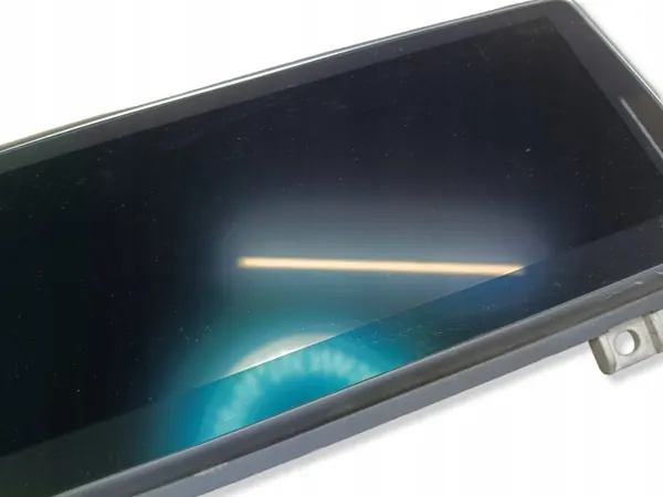 BMW Navigationsdisplay OEM Q185 für F45/F48 image 3