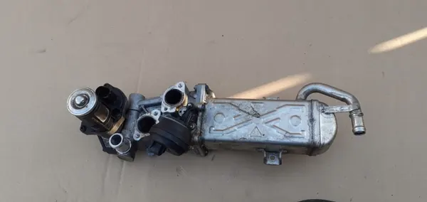 Arrefecedor EGR OEM 03L131512CF para VW Audi Seat Skoda image 2