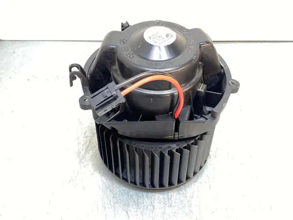 Motor do soprador Mini OE OEM CZ1163602027 - Usado image 5