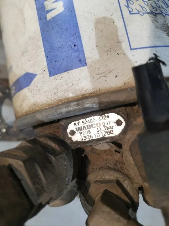 Base do secador MAN TGS TGX OEM 4324101200 image 6