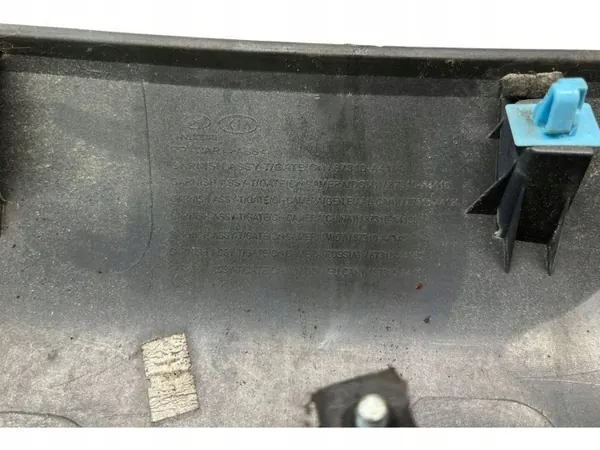 OEM 87310-A4100 Garniture Hayon Kia Carens 2013-2019 image 8