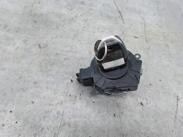 Sytytysavain VOLVO C30 30737157 image 6