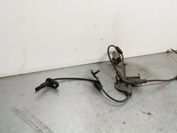 Toyota FBZ11502 Bakre ABS-sensor - Begagnad OE-del image 3