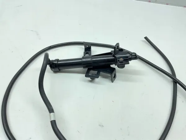 OEM BJ32-13C153-CA Vänster spolarpump Land Rover image 4