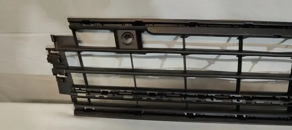 Griglia paraurti anteriore VW Golf VIII image 2