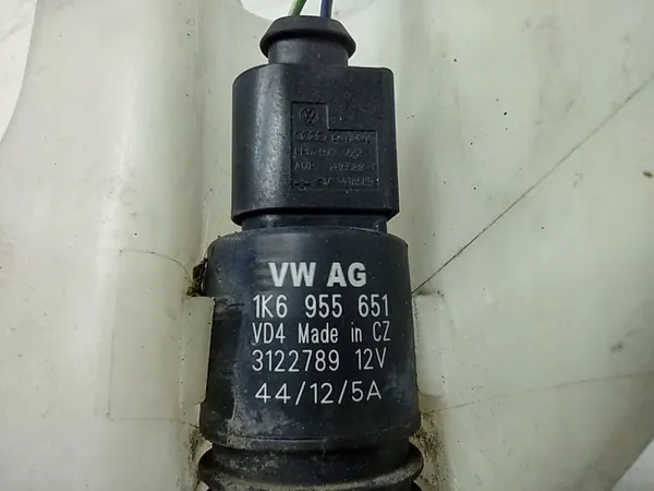 Puhdistusneste Säiliö Pumpulla VW Up Mii Citigo OEM image 3