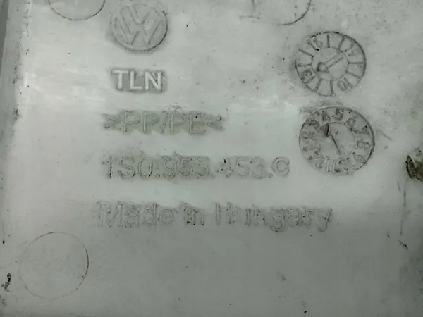 Puhdistusneste Säiliö Pumpulla VW Up Mii Citigo OEM image 4