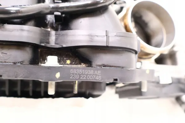 Maserati Grecale 2.0 MHEV Imukaari OEM 04893617AE image 8
