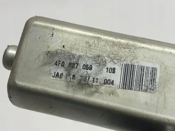 Audi A8 S8 D4 Arrêt de porte avant OEM 4F0887059 image 8