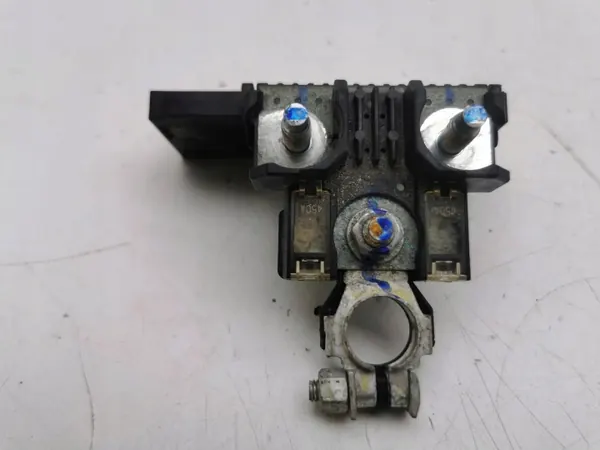 Nissan Batteri Relä Säkring OEM 280120222950 image 4