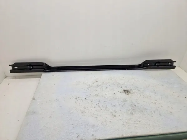 VW Amarok 2H Etupuskuri image 2