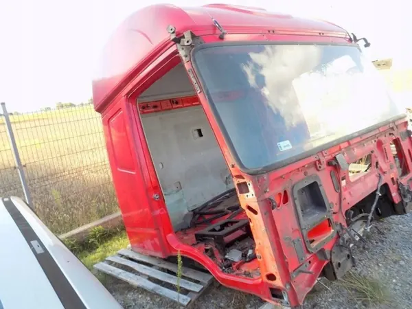 Cabine Iveco OE pour Stralis 450 E5 2007 - Occasion image 3