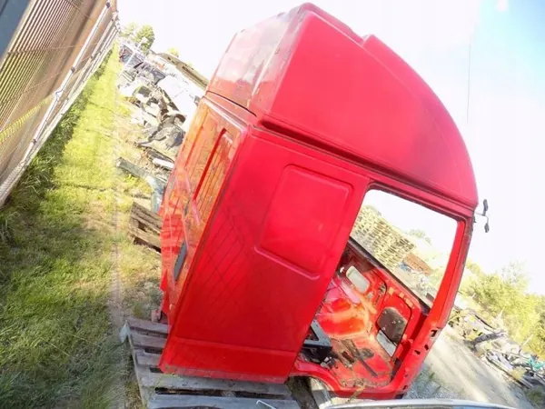 Cabine Iveco OE pour Stralis 450 E5 2007 - Occasion image 5
