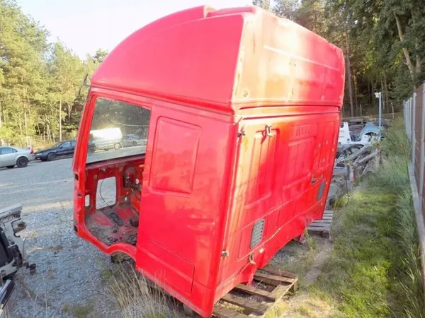 Cabine Iveco OE pour Stralis 450 E5 2007 - Occasion image 8