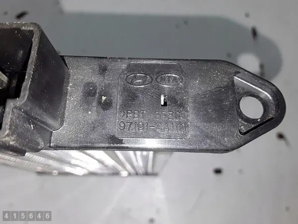 Hyundai H-1 Sähköinen lämmitysydin OEM 97191-4A110 image 4