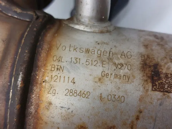 Volkswagen PASSAT B8 2017 EGR Pakokaasujäähdytin 04L131512E image 7