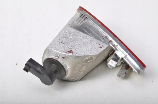 Feu anti-brouillard droit arrière Ford Fiesta MK8 OEM H1BB-15K272-AD image 3