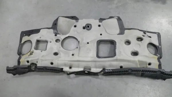 BMW F40 F44 skottisolering OEM 7444947 image 3