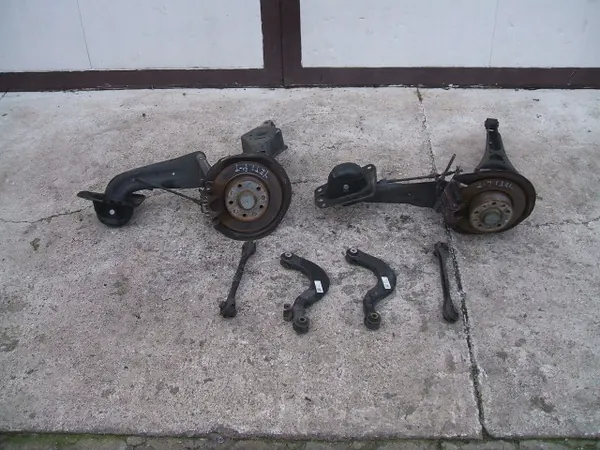 SKODA YETI VW BRACCIO SOSPENSIONE POSTERIORE OEM 3C0505436F 3C0505435F image 2