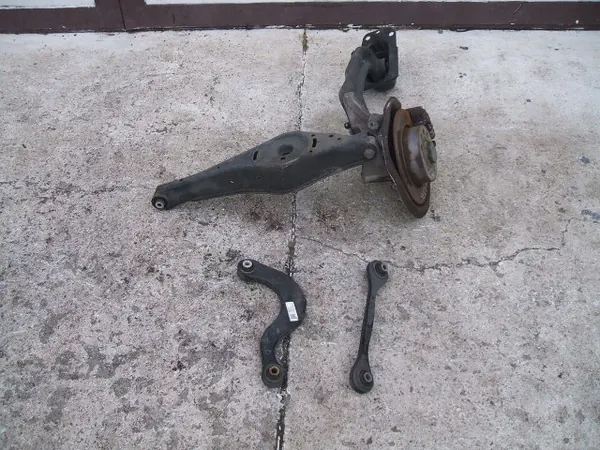 SKODA YETI VW BRACCIO SOSPENSIONE POSTERIORE OEM 3C0505436F 3C0505435F image 5