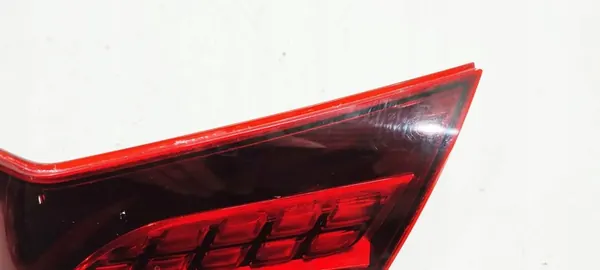 Rechter achterlicht Mercedes W213 A2139068405 image 4