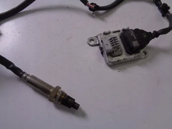 Sensor NOx Clio V Captur II 227903892R image 2