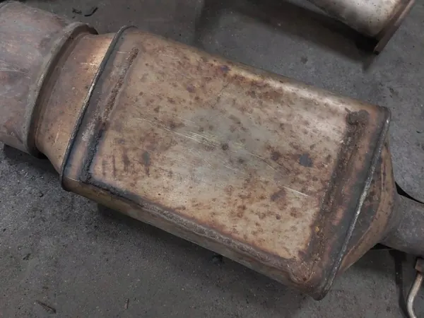 Système d'échappement complet Catalyseur Audi A8 D3 image 4