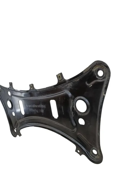 BMW X3 F25 versnellingsbak onderkap OEM 15K003AB0172 image 6