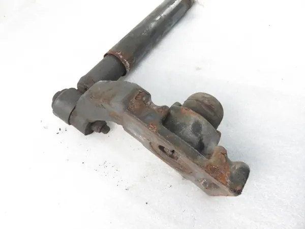 Stoßdämpferhalterung OEM 1354062 - Gebraucht Scania image 3