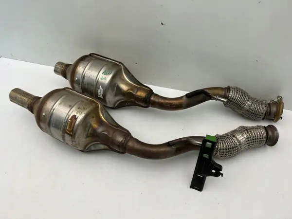 Catalisador OEM 208021717r para Dacia image 3