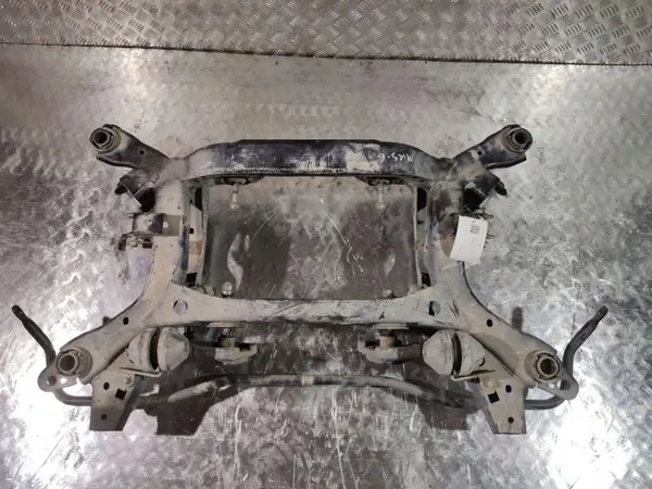 UTO21407 Sous-châssis arrière pour Ford Mustang VI 2016 image 3