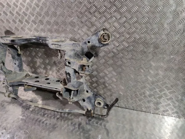 UTO21407 Sous-châssis arrière pour Ford Mustang VI 2016 image 7
