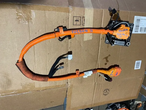 Hyundai Tucson IV Ladebuchse OEM 91682-CZ100 image 7