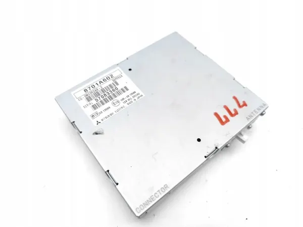 Amplificateur d'antenne Mitsubishi L200 OEM 8701A602 image 10