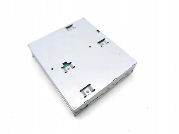 Amplificateur d'antenne Mitsubishi L200 OEM 8701A602 image 6