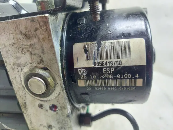 Pompe ABS OEM 10096011463 pour Citroen C5 I image 8