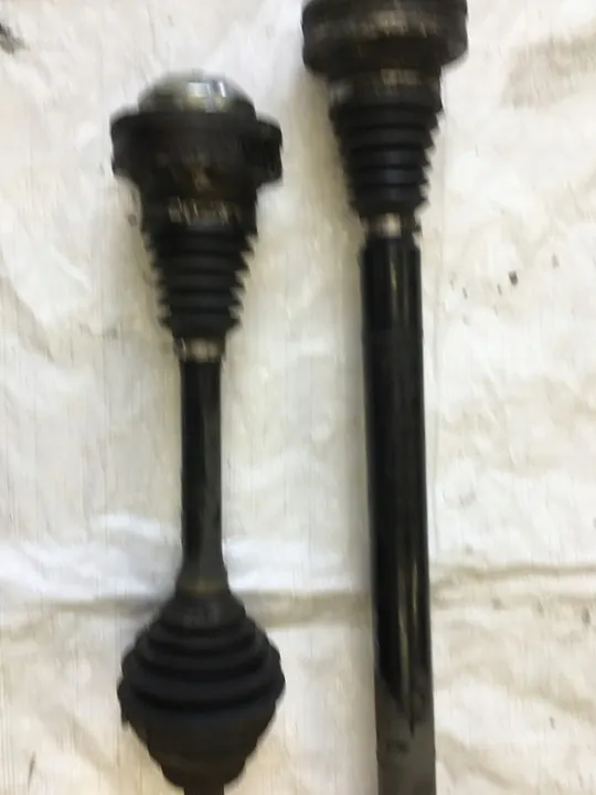 Vänster Höger Framskärmsaxel Audi A4 B6 B7 2.0 image 3