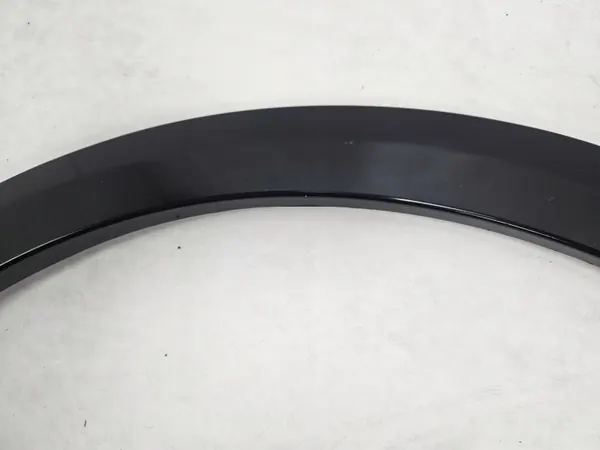 Audi Q2 2016 Para-lamas Traseiro Esquerdo OEM 81A853817A image 3