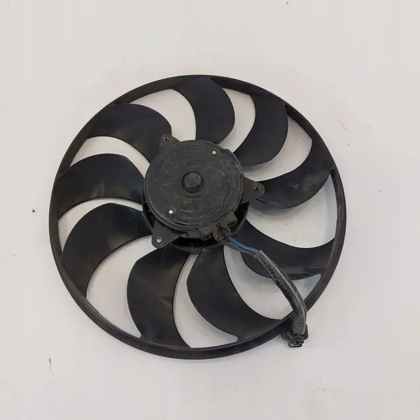 Nissan Leaf II Elfläkt 2018 OEM 4873NL1A image 2