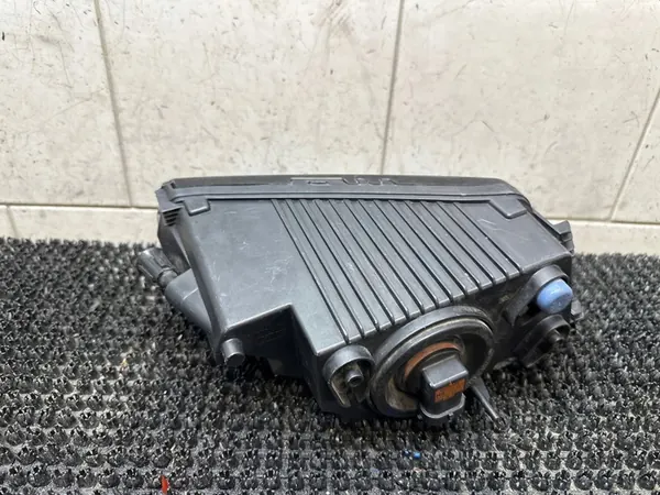 VW Atlas 3.6 AWD R-Line Farol de Neblina Halógeno 2018- image 3