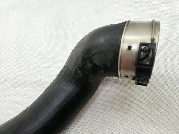 Tubo de intercooler BMW X5 E70 E71 11617807986 image 10