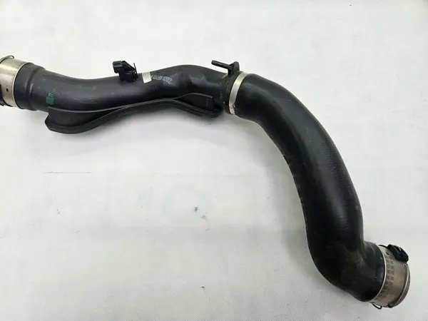 Tubo de intercooler BMW X5 E70 E71 11617807986 image 2