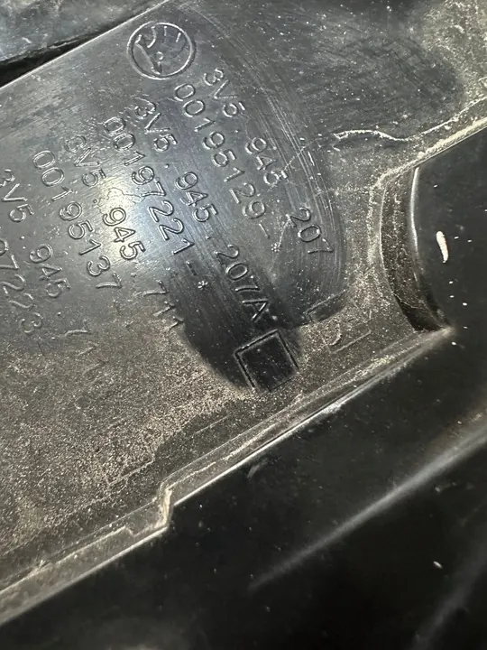 Luz Trasera Skoda Superb III 3V5945207A image 6