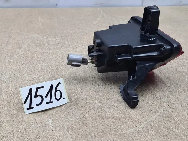 HYUNDAI I30 III N-LINE FASTBACK 2017- Lampe Stop 92405-S01 image 6