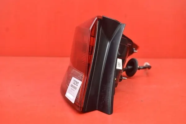 Luz Trasera Izquierda Hyundai Elantra 2019-2020 92401F2500 image 6