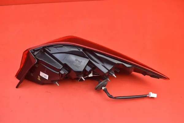 Luz Trasera Izquierda Hyundai Elantra 2019-2020 92401F2500 image 7