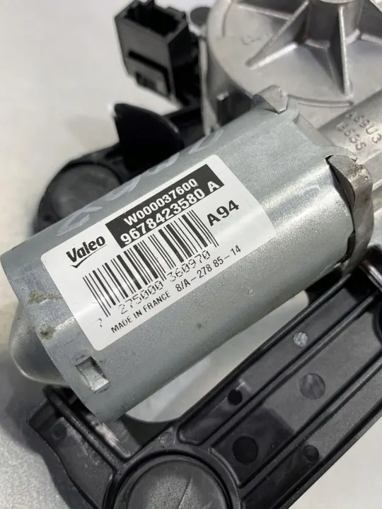 Braço do limpa-vidros traseiro Peugeot 2008 OEM 9678423580 image 3