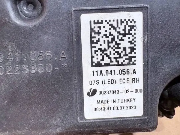 Farol Halogéneo Direito Dianteiro VW ID.4 OEM 11A941056A image 5