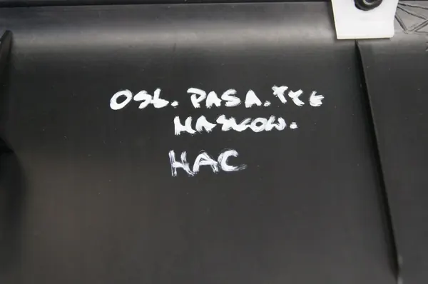 Honda Accord X Achtergordelkap OEM 84640-TVA-AO image 7